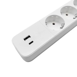 Multipresa schuko con interruttore 4 posti con presa USB - USB type C