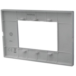 Placca 3 posti nera Soft Touch compatibile Vimar Plana